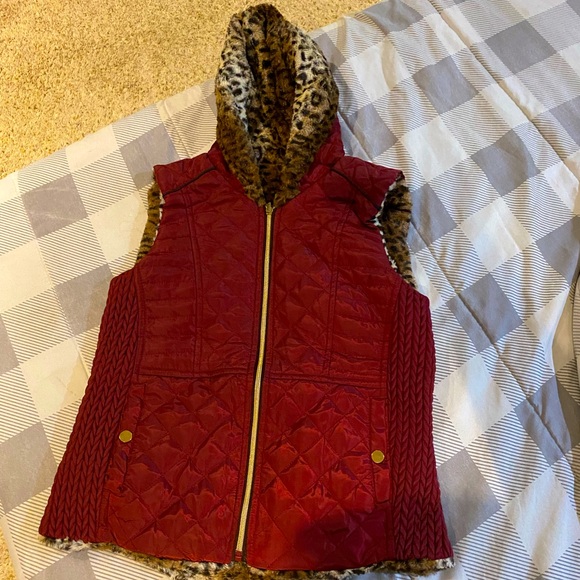 Jackets & Blazers - Louis Paris Burgundy Quilted and Animal Fur Print Reversible Vest